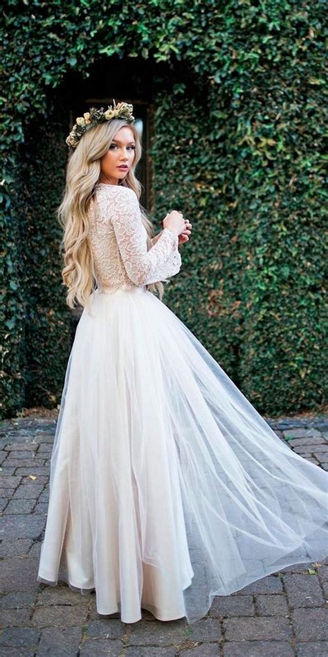 15 Stunning Wedding Dresses With Sleeves For Fallwinter 2021 Oh Best