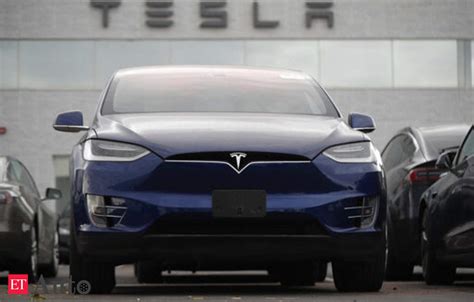 Tesla Model X Tesla Recalls 15000 Model X Suvs For Power Steering