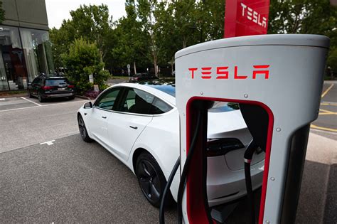 Tesla Model 3 At The Supercharger Sidkid Flickr
