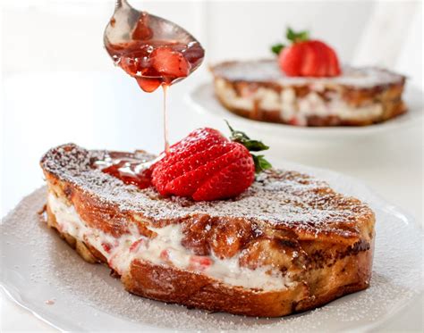 Strawberries And Cream Stuffed French Toast With Strawberry