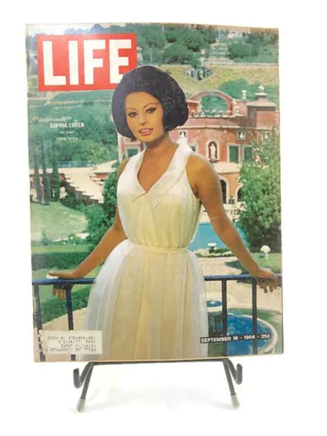 Life Magazine September 18 1964 Sophia Lorens Villa A Guided Tour 14
