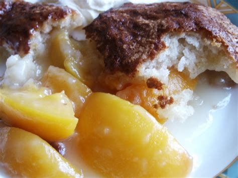Cooking light with ina garten: The Lady And Sons Easy Peach Cobbler Paula Deen ) Recipe ...
