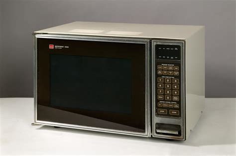 These terrific microwave oven sharp have remarkable features for excellence. microwave oven made by Sharp; | Science Museum Group ...