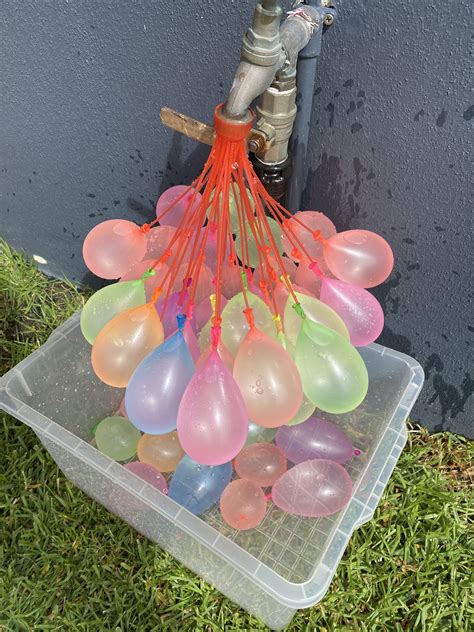 A Quick Way To Fill Up Water Balloons Theres Bands On The 58 Off