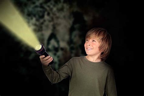 10 Fun Flashlight Games For Kids