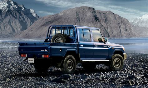 Check Out The Reissued Toyota Land Cruiser 70 Pickup Truck The Fast