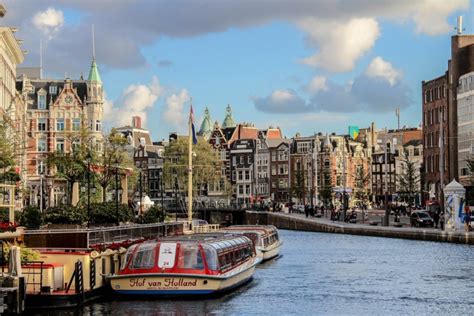 expat exodus causes rental prices to drop in major dutch cities dutchreview