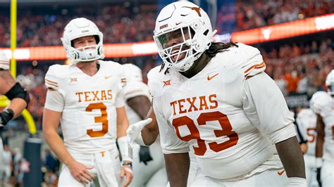 College Football Playoff Rankings Prediction Texas Rounds Out Top Four With Liberty Ahead Of