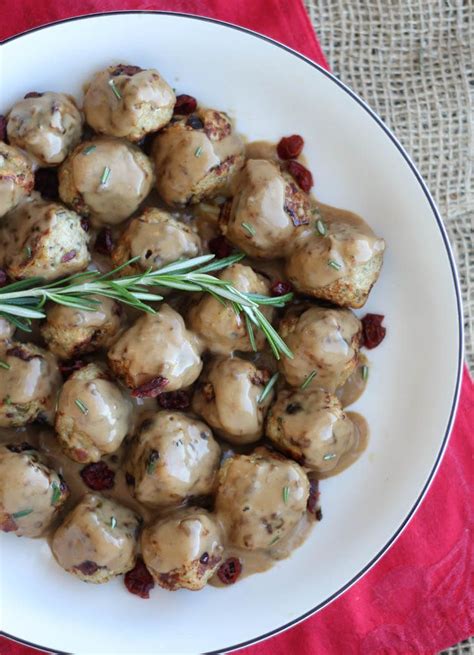 Easy Cranberry Turkey Meatballs These Are A Great Way To Use Up