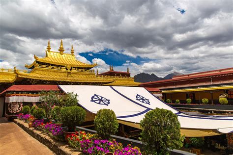 Jokhang Temple of Lhasa - Lhasa Attractions - China Top Trip
