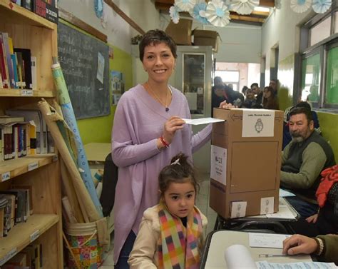 Vecinos denunciaron que no hay suministro hace 3 días. Votó Mayra Mendoza en Quilmes Oeste ~ La Mirada de Quilmes ...