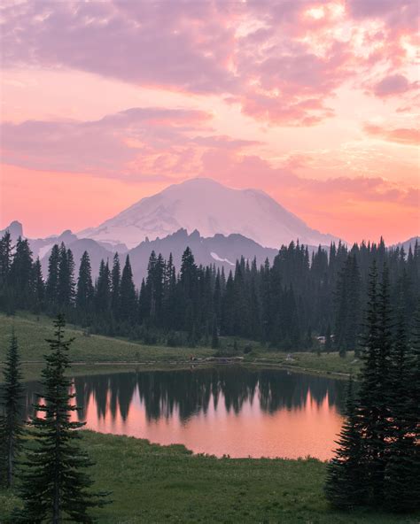 Sunset Over Tipsoo Lake Mount Rainier National Park Oc 3200 X 4000