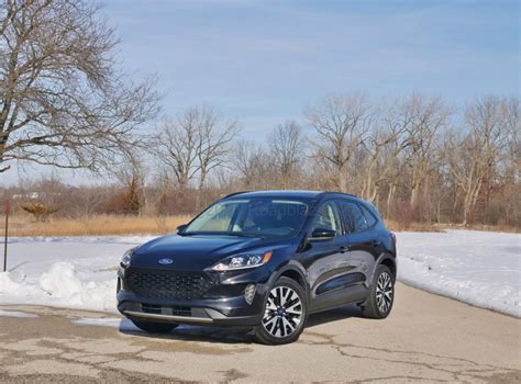2020 Ford Escape SE Hybrid AWD - Bottom Line Review | RoadBlazing