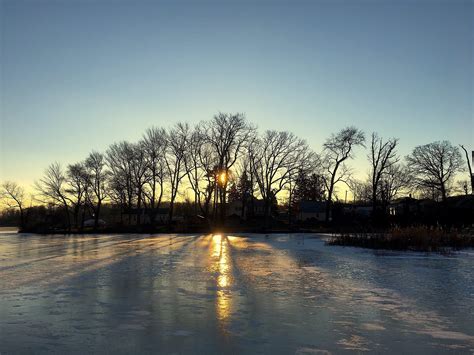 無料画像 風景 木 自然 屋外 地平線 ブランチ 雪 コールド 冬 雲 工場 空 日の出 日没 白 太陽光