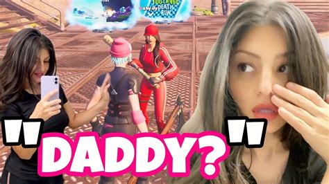 i made a naughty deal with my girlfriend for pics 🍑📸 fortnite youtube