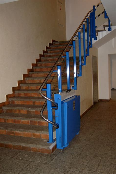 Curved Platform Stairlift European Platform And