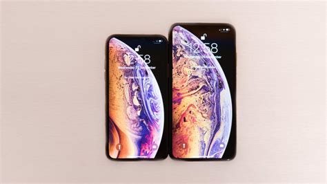 Apple Iphone Xs Review Its Smaller And Less Expensive But Is The Xs