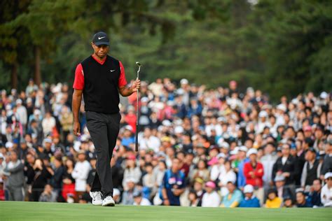 Tiger Woods Matches All Time Pga Tour Wins Record