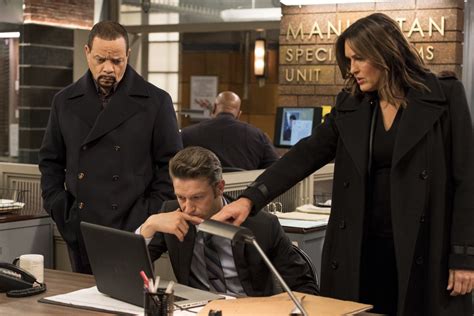 All Things Law And Order Law And Order Svu No Surrender Photos