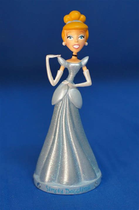Cinderella Bobble Head 65 Resin Figurine Disney Parks Bratz Disney