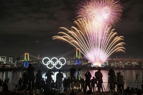 20:06, сьогодні олімпійські ігри 2020. Олімпійські ігри 2020 - У Токіо ефектним феєрверком ...