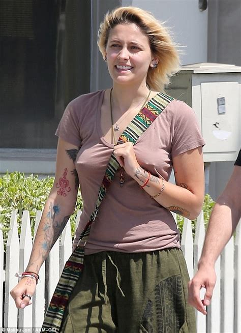 Braless Paris Jackson Displays Her Nipple Piercings Daily Mail Online