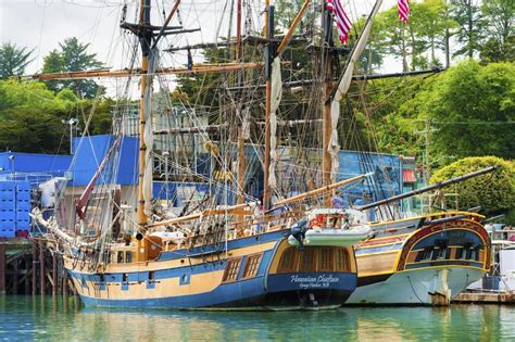 Tall Ships Lady Washington And Hawaiian Chieftain Editorial Image