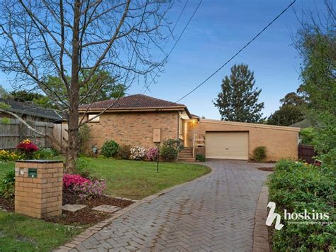 Park Hill Drive Ringwood North Vic Realestate Au