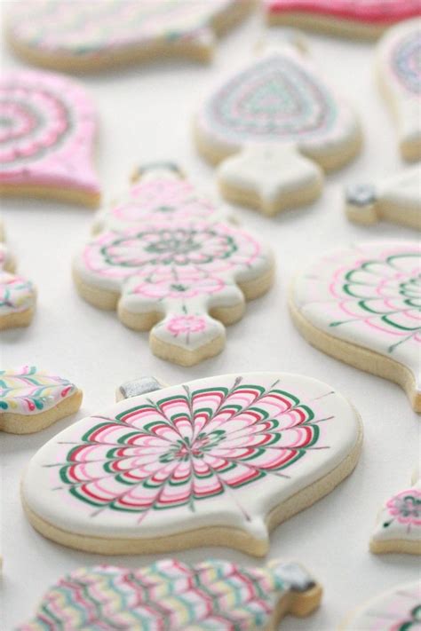 Keep reading for ways jimmies, nonpareils and more can add razzle. Royal Icing Cookie Decorating Tips | Cookie decorating ...