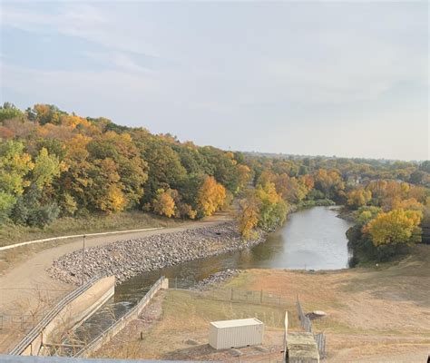 Jamestown Reservoir Spillway Love The Fall Northdakota