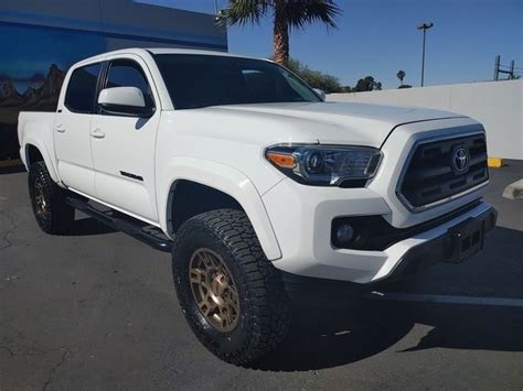 Pre Owned 2017 Toyota Tacoma Sr5 4d Double Cab In Mesa 3 0977 Trucks