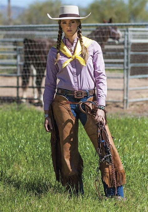 Cowgirls 30 Best Photos Of 2017 Cowgirl Magazine Cowgirl Outfits Cowgirl Style Outfits