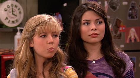 Who Is Harper In The Icarly Revival Shes Replacing Sam As Carlys