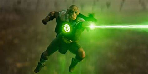 Zack Snyder Reveals Justice Leagues Green Lantern Cbr