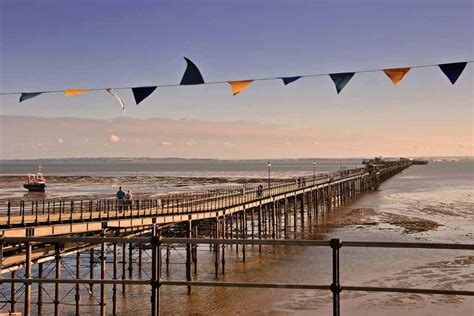 Southend On Sea Pier And Beach Essex England Uk Photograph Etsy