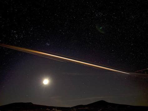 Insomma, è realmente previsto un impatto con il terreno ma non di tutta la struttura (dal peso di circa 20 tonnellate). Razzo cinese brucia al rientro sui cieli del Montana ...