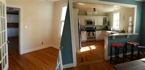 The opening to the dining room is higher than the pantry door which allows the focus to be diverted into the dining room. Opening between kitchen and dinning | Kitchen design open ...