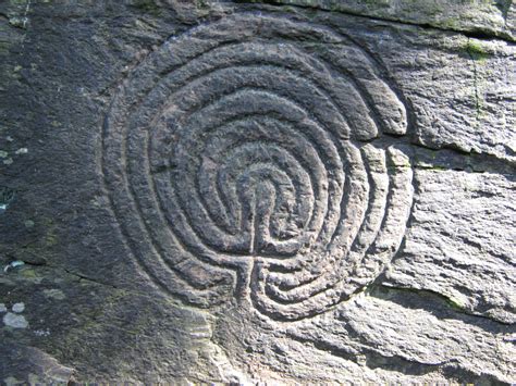 Лабиринт древний символ и может быть найден во многих местах в мире