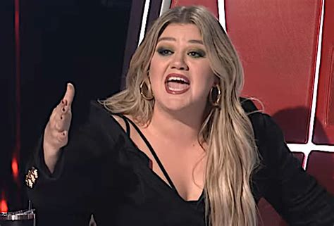 Voice Recap Blast From The Past Stuns Kelly Clarkson As The Blinds Continue