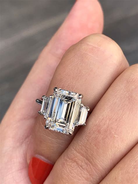 The Definitive Art Deco Engagement Ring Style Guide Frank Darling