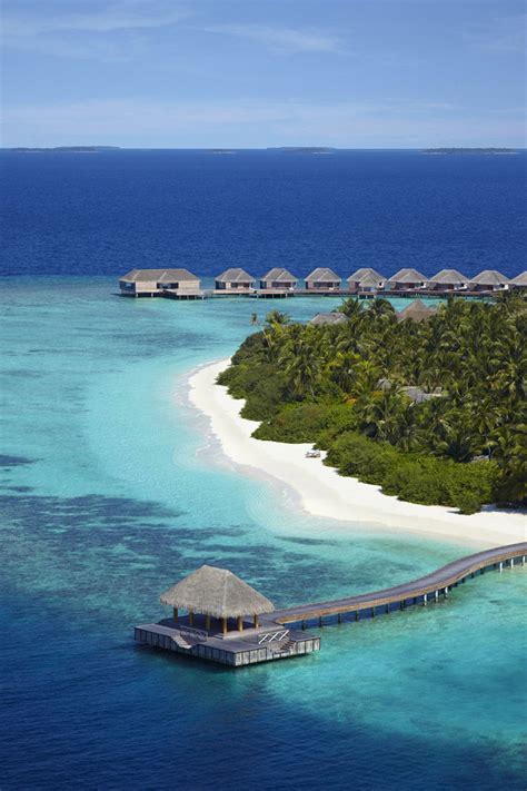 Enjoy Your Unforgettable Vacation In Dusit Thani Maldives Resort