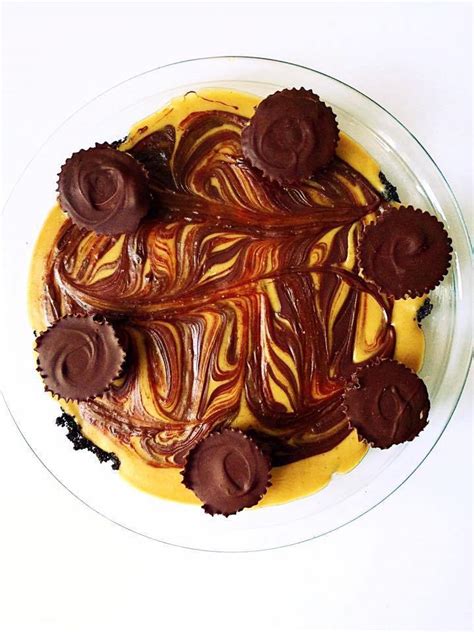 No Bake Vegan Peanut Butter Cup Oreo Pie Whisk And Shout