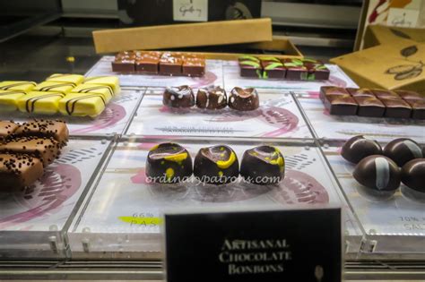 We offer customised gift boxes to wish your colleagues, friends & family a merry christmas! Christmas Gift Ideas for Singapore Gourmets and Gourmands ...