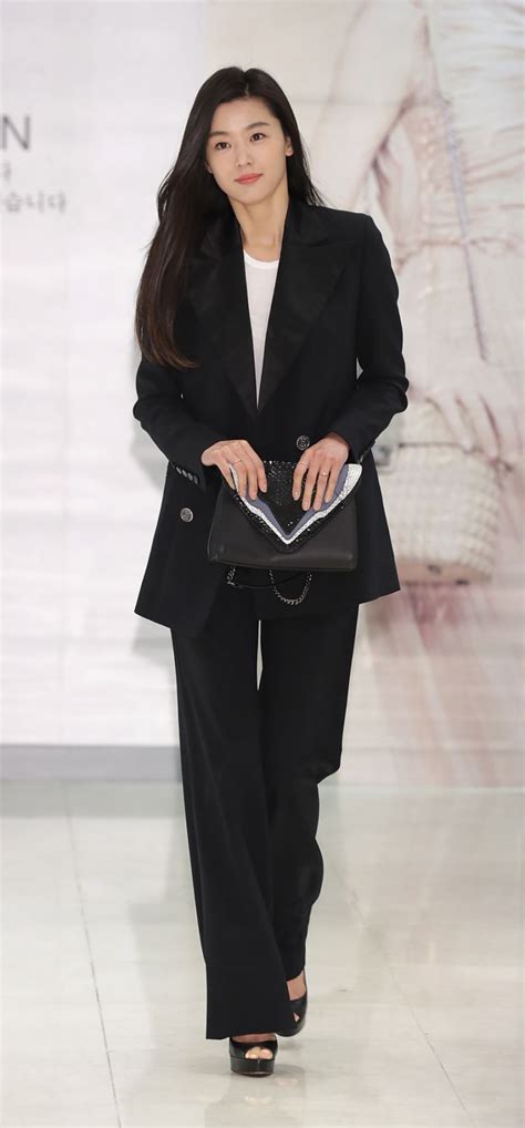 Jun Ji Hyun The Korean Actress Most Stylish Looks Tatler Asia