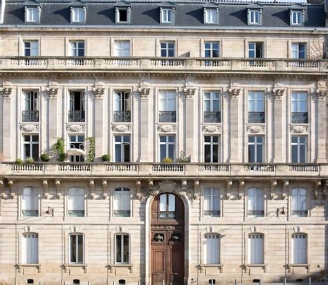 How Haussmann Architecture Transformed All Of Paris With Modern