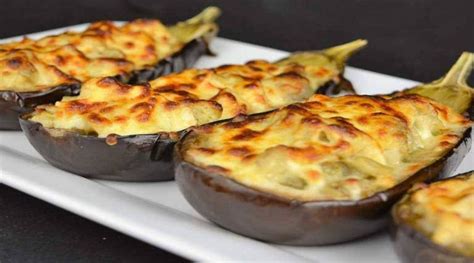 L'intérêt ici est d'édifier tous ceux qui liront cet article sur les principaux ingrédients qui composent ce met et à prodiguer quelques conseils à suivre pour réussir sa préparation. Épinglé sur Recettes de cuisine
