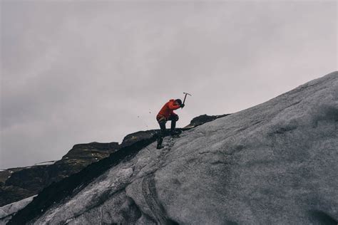 無料画像 おとこ 岩 雪 ハイキング 冒険 ピーク 山脈 崖 クライミング クライマー 極端な 高度