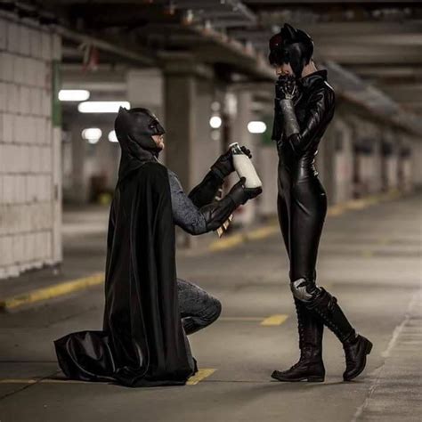 Pin By Keiko Biel On Love Looks Like Catwoman Cosplay Batman And Catwoman Cat Woman Costume