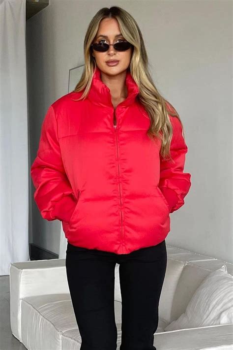 best women s puffer jackets to stay warm all winter 2023 who magazine