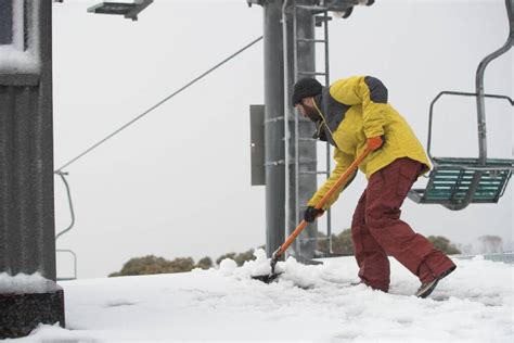 Winter Arrives Early In Canberra Snow Falls At Ski Fields The